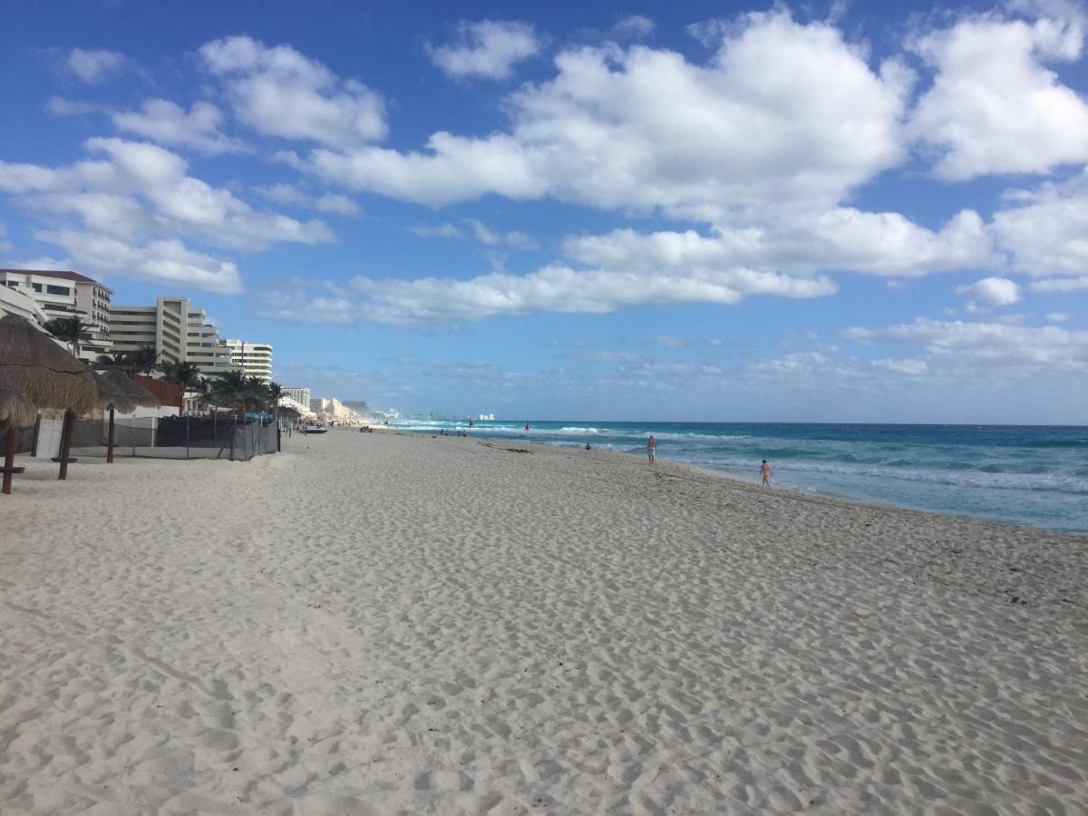 Preciosos Estudio Vista Al Mar O Jardin Cancun Exterior photo